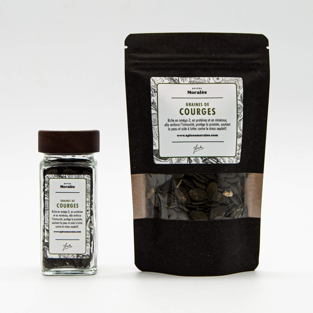 Fiole et recharge de graines de courge Épices Moralès, graines vertes gourmandes pour plats et recettes santé.